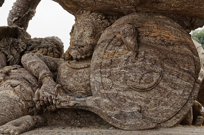 Konarak-Temple du soleil-069